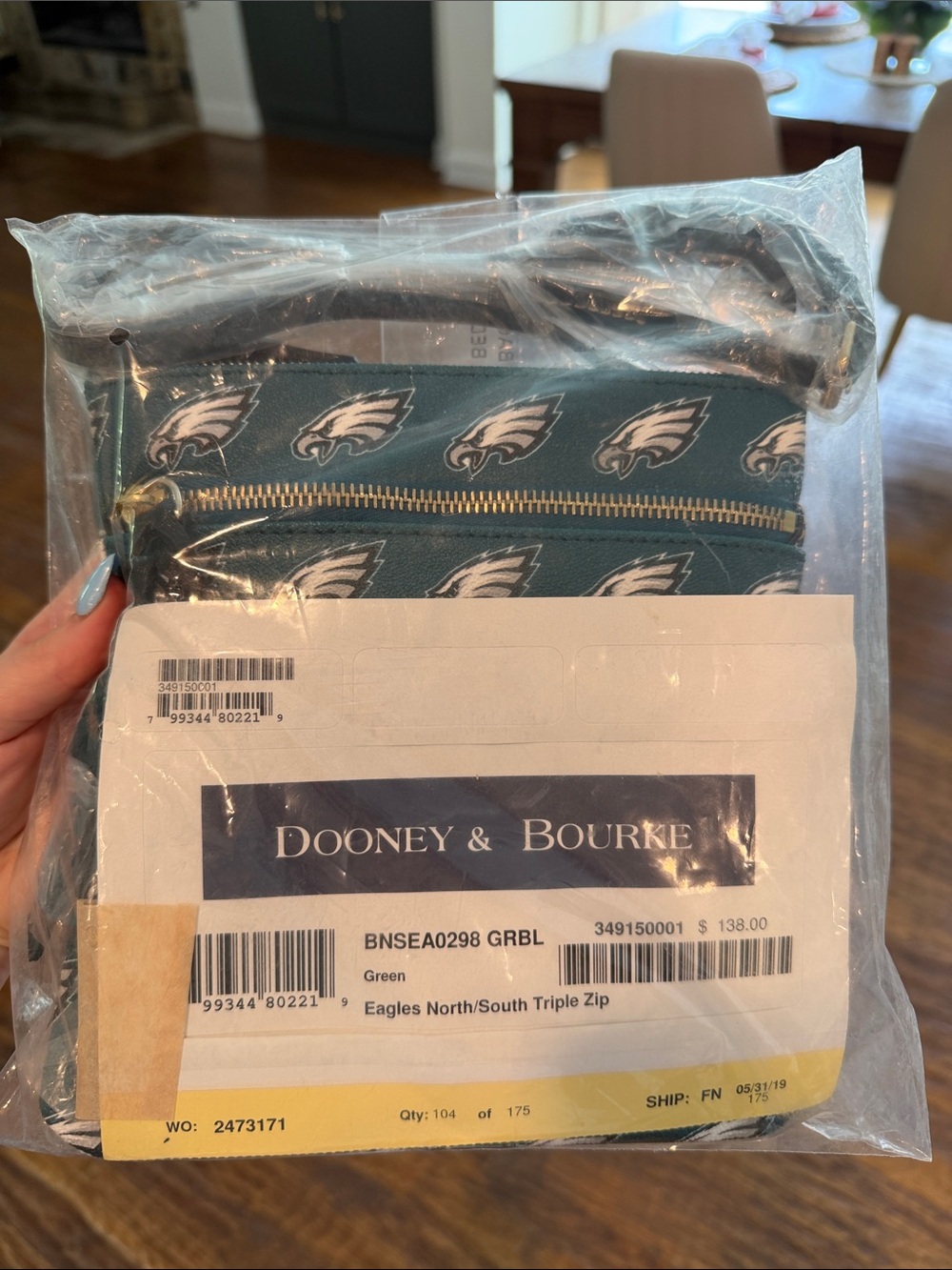 NWT Dooney & Bourke Philadelphia Eagles Triple Zip Crossbody RETIRED STYLE